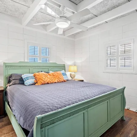 Carolina Breeze 506 Miller Lane In North Myrtle Beach - No Steps-2