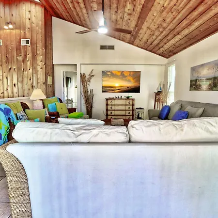 Valdes Cottage-2
