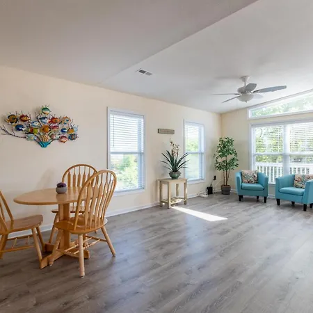 Casa Bella - Duck, Bayberry Bluffs, Ocean View, 500 Yds To Beach, Pool, Hot Tub, Playset, Pets Ok-3