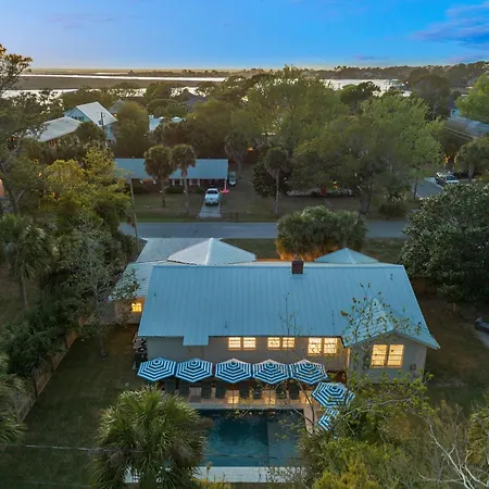Striped Palm Estate-2