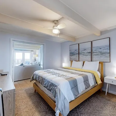 Ocean Villas Oceanfront-2