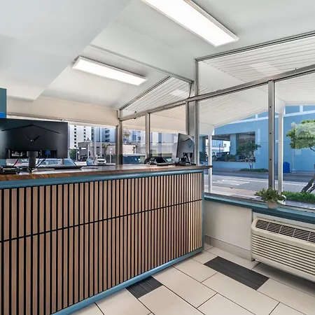 Surestay Hotel By Best Western Virginia Beach Royal Clipper-3
