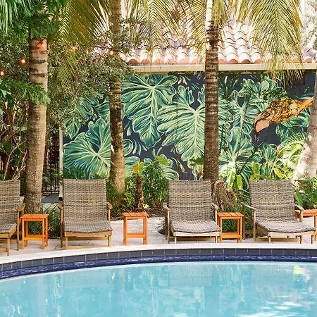 Hotel Rendale Miami Beach-3