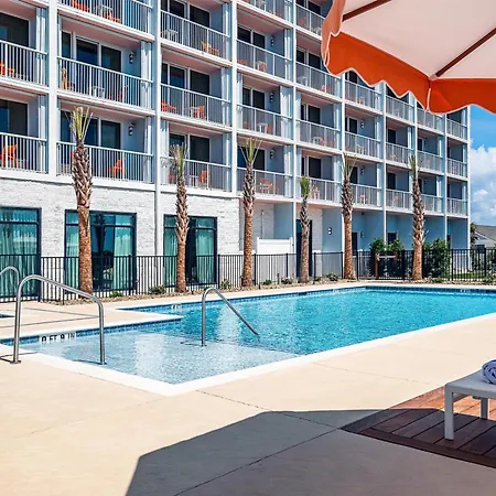 Golden Sands Carolina Beach Oceanfront, Tapestry By Hilton-3