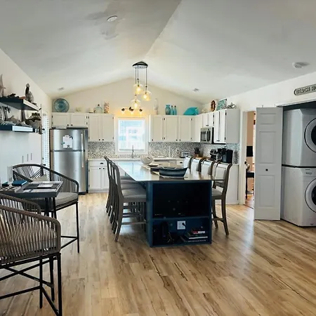 Blue Crab Cottage Home-3