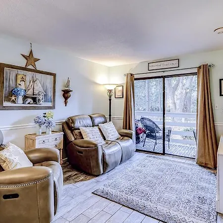 Fiddlers Cove 18B-3
