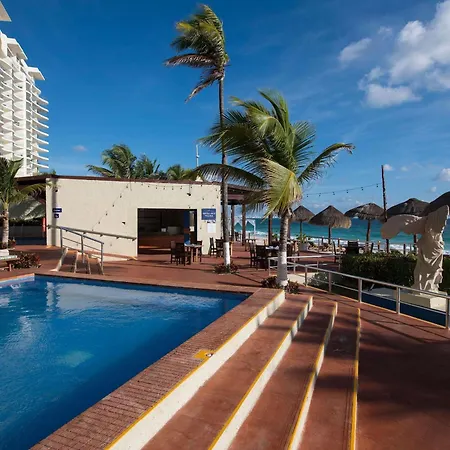 Club Regina Cancun-2