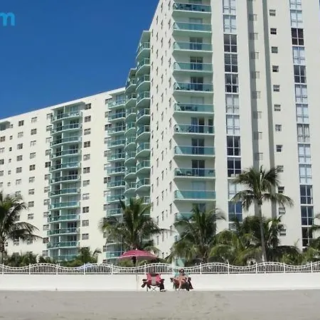 Tides Apt On Hollywood Beach-3