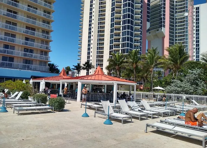 Ramada Marco Polo Apartment Sunny Isles Beach