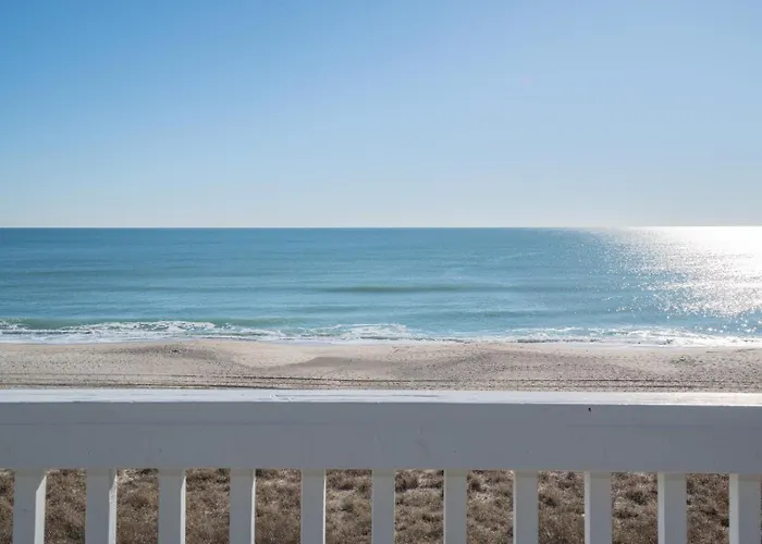 Oceanfront Condo With Pool - Walk To The Tiki Bar Carolina Beach