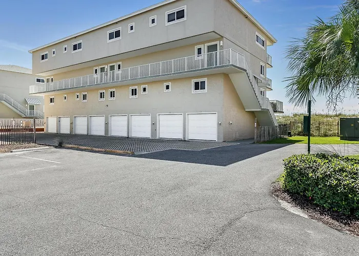 611 Starboard Village Pensacola Beach
