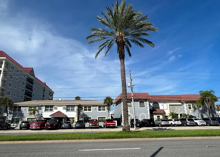 Sails Resort Motel St. Pete Beach