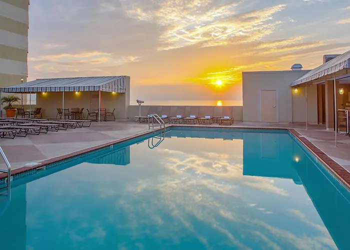 Beach Quarters Resort Virginia Beach