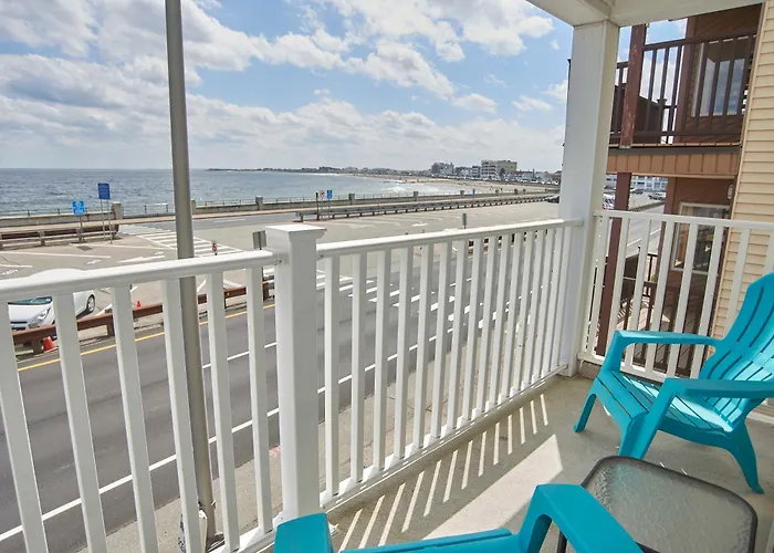 Atlantic Breeze Suites Hampton