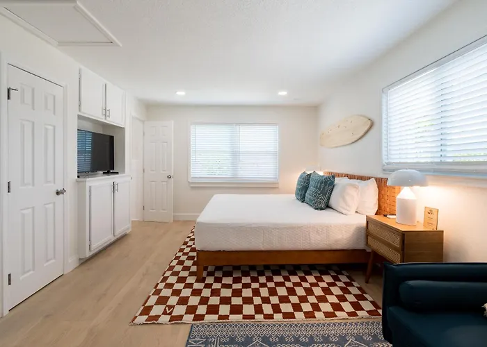 The Juni Aparthotel Cocoa Beach