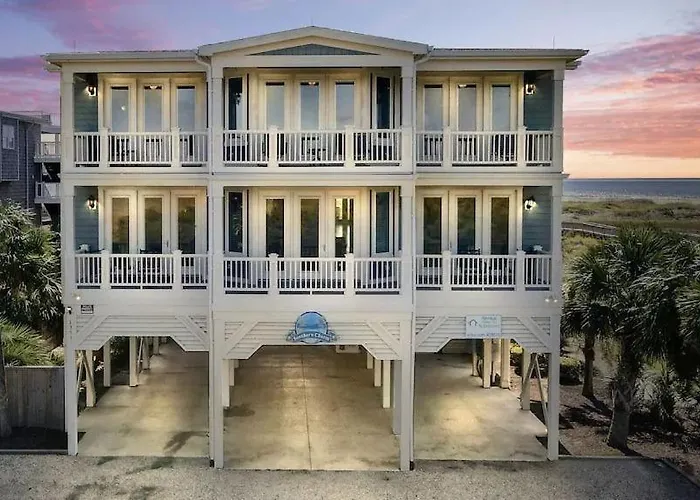 Southern Charm Of Holden Beach