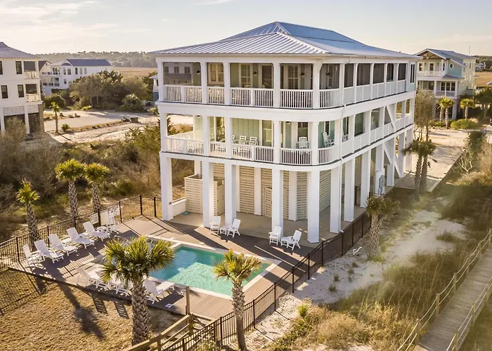 Paradise Point: Luxury Beachfront Home With Views Pawleys Island