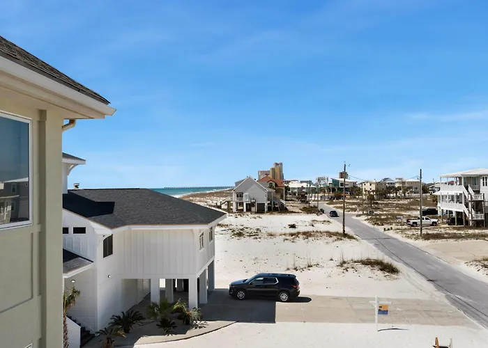 Dixie Queen By Gulf Coast Getaways Pensacola Beach