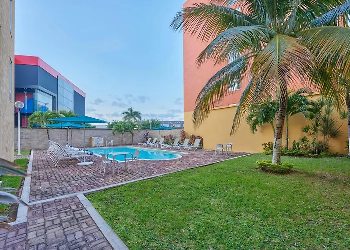 City Express By Marriott Cancun