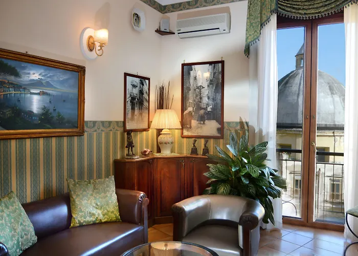 Pinto-Storey Hotel Naples
