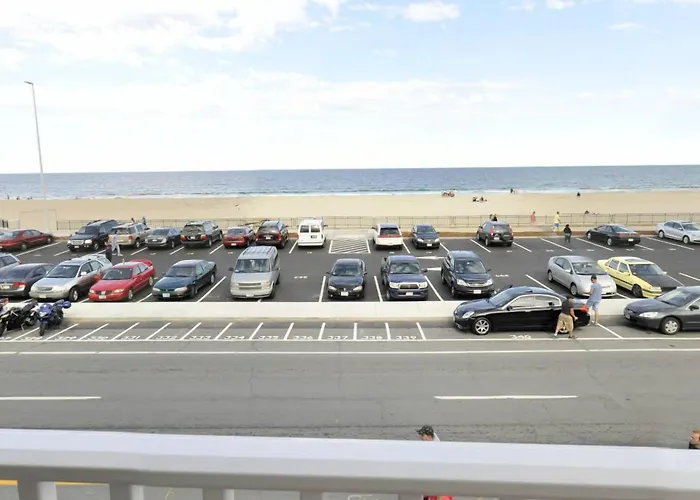 Atlantic Sands Hampton
