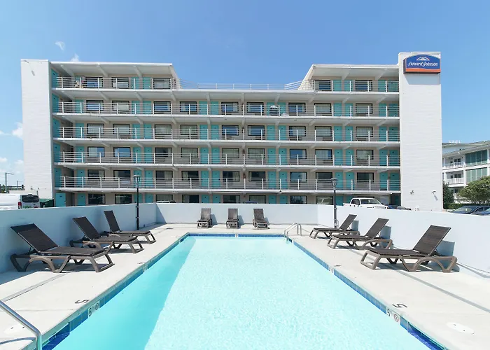 Howard Johnson By Wyndham Virginia Beach At The Beach