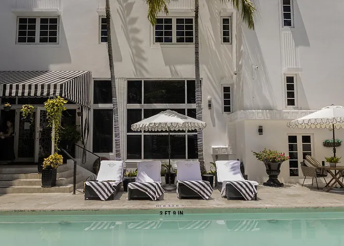 Hotel Croydon Miami Beach