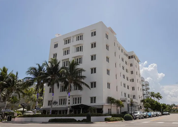 Hotel Croydon Miami Beach