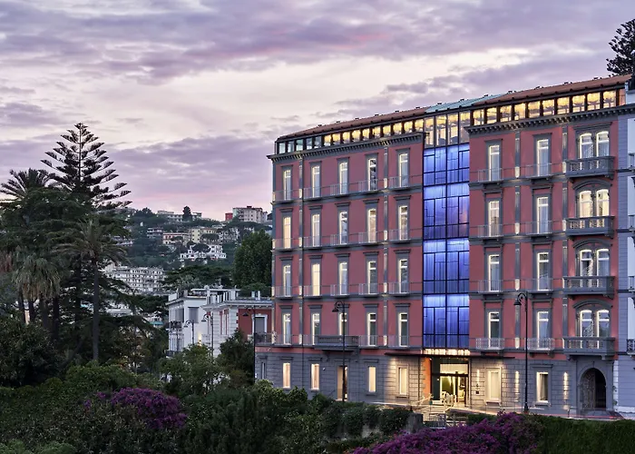 De Bonart Naples, Curio Collection By Hilton Hotel