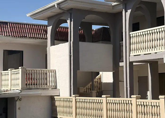 La Bella Inn - Pool Open Daytona Beach