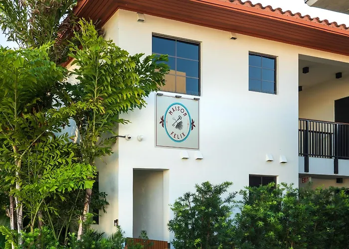 Maison Felix Miami Beach
