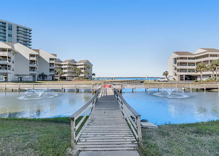 Baywatch A10 Apartment Pensacola Beach