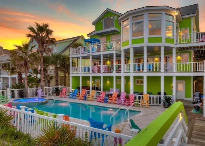 Casa Margarita Oceanfront, 10Bd, Private Pool And Hot Tub, Elevator Villa Isle of Palms