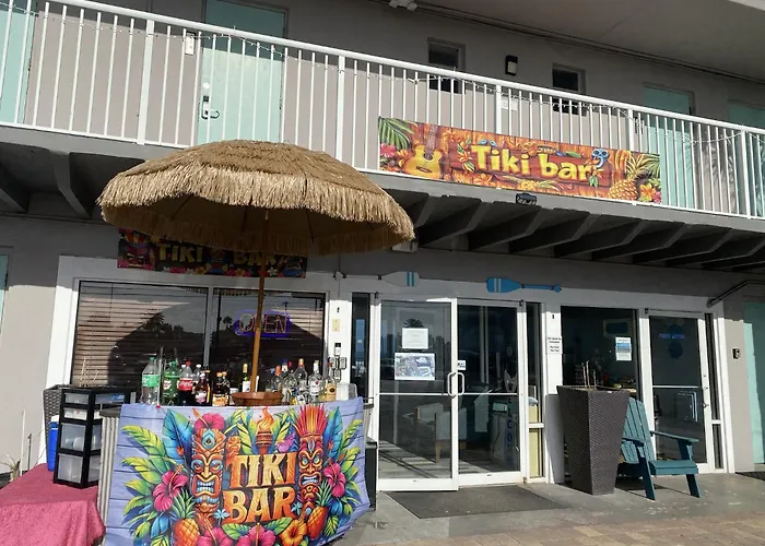 Beach House Inn - Beach Access Open Daytona Beach