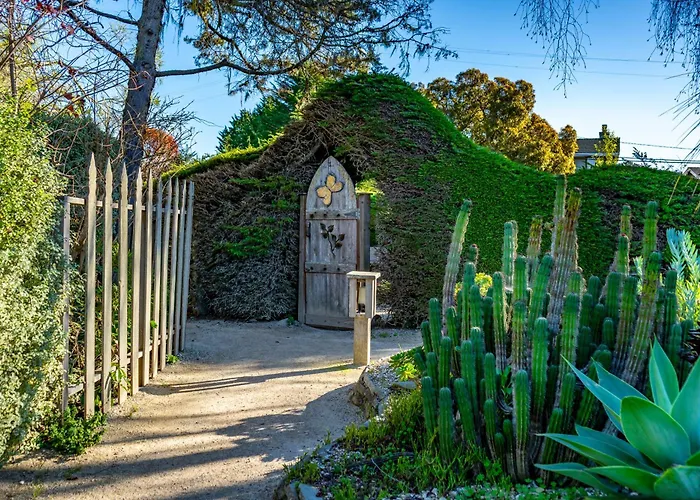 Cambria Pines Lodge