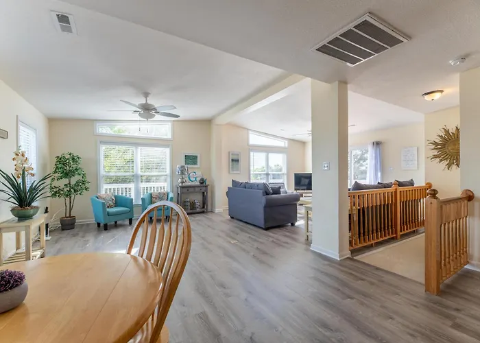 Casa Bella - Duck, Bayberry Bluffs, Ocean View, 500 Yds To Beach, Pool, Hot Tub, Playset, Pets Ok