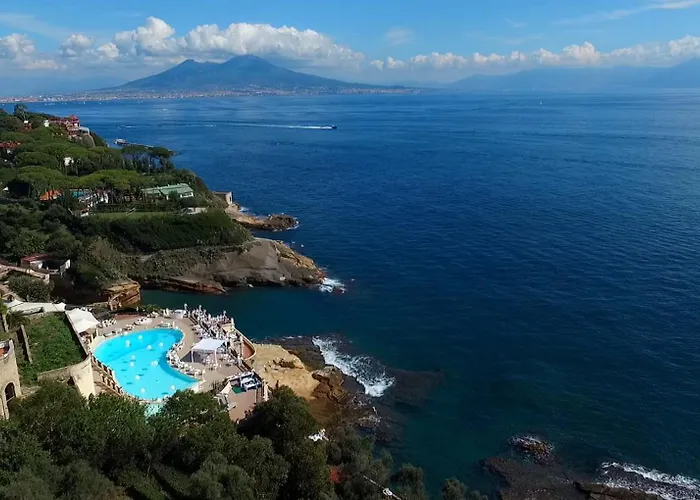 Baia Delle Rocce Verdi Resort Naples