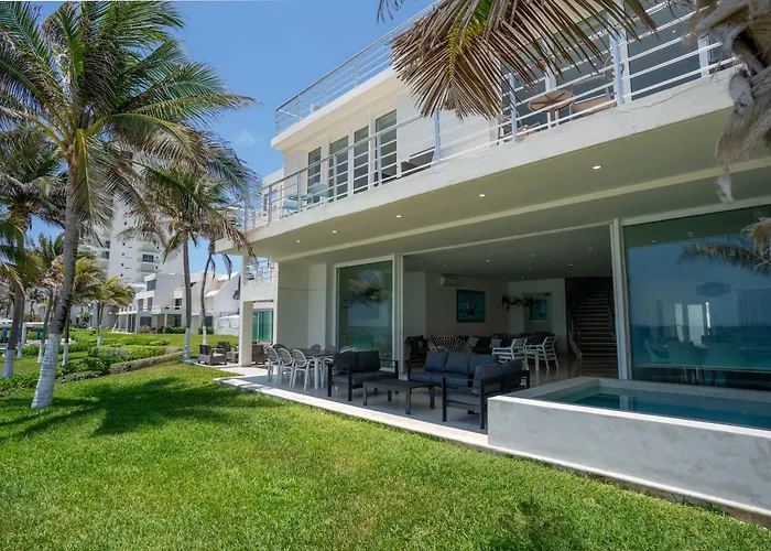 Villa Nizuc - Exclusive Beachfront Residence Cancun