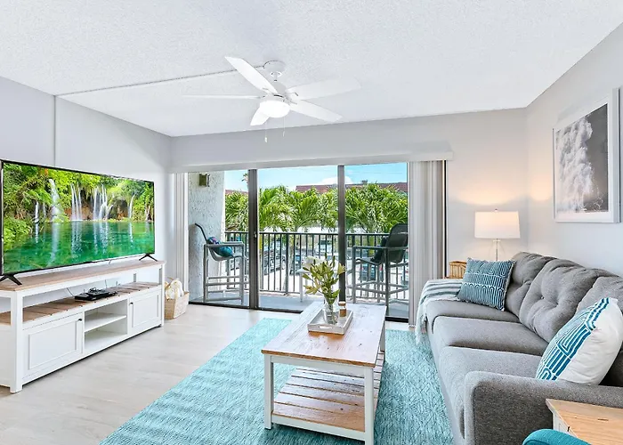 Chateau By The Sea - Cocoa Beach Oceanfront Pet-Friendly Condos With Rooftop Deck & Heated Pool