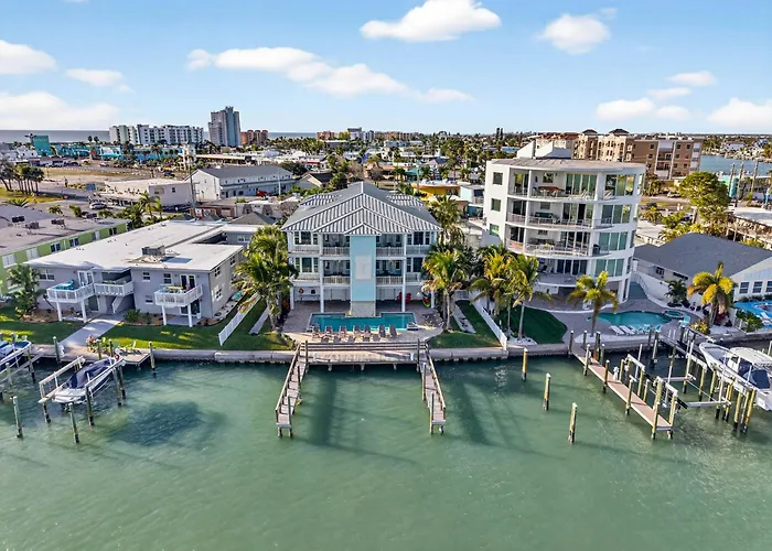 Treasure Trove Waterfront Pearl Villa St. Pete Beach