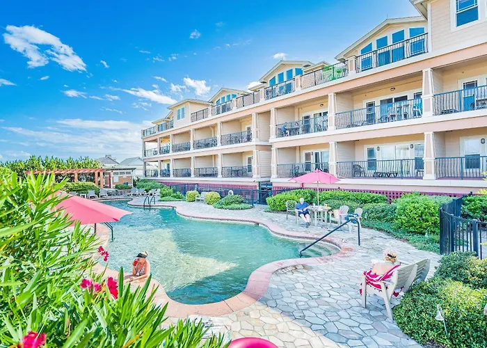 Good Trouble - Croatan Surf Club, Ocean View, Indoor And Outdoor Pool, Hot Tub, Pets Ok, Yr Flex Villa Kill Devil Hills