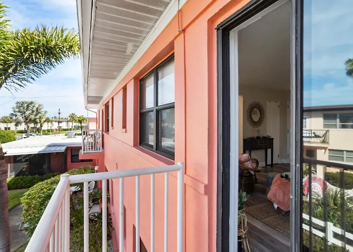 Gulf Winds Resort By Travel Resort Services St. Pete Beach