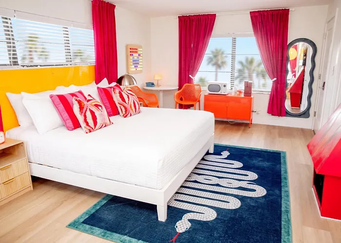 Sunset Inn And Cabanas St. Pete Beach