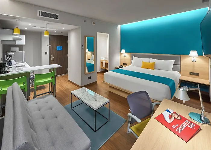 City Express Plus By Marriott Cancun Aeropuerto Riviera