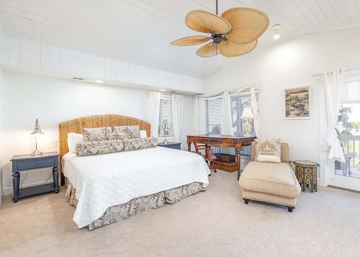 Baywatch Villa Tybee Island